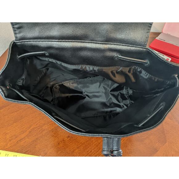 Victoria\'s Secret Backpack Black Drawstring Bucket Pebbled Faux Leather Snap New main image 4